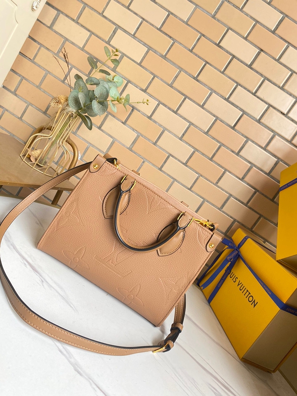 ルイヴィトンバッグ側面デザイン